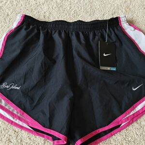 Nike Women's Black and Pink Running Shorts